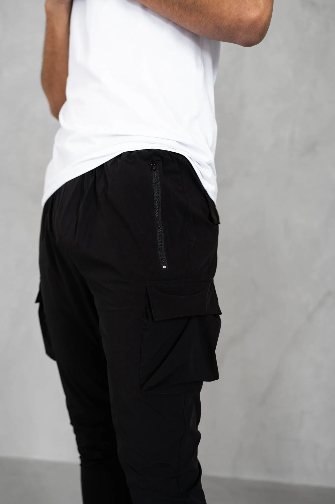 Capo LIGHTWEIGHT Cargo Pant - Black