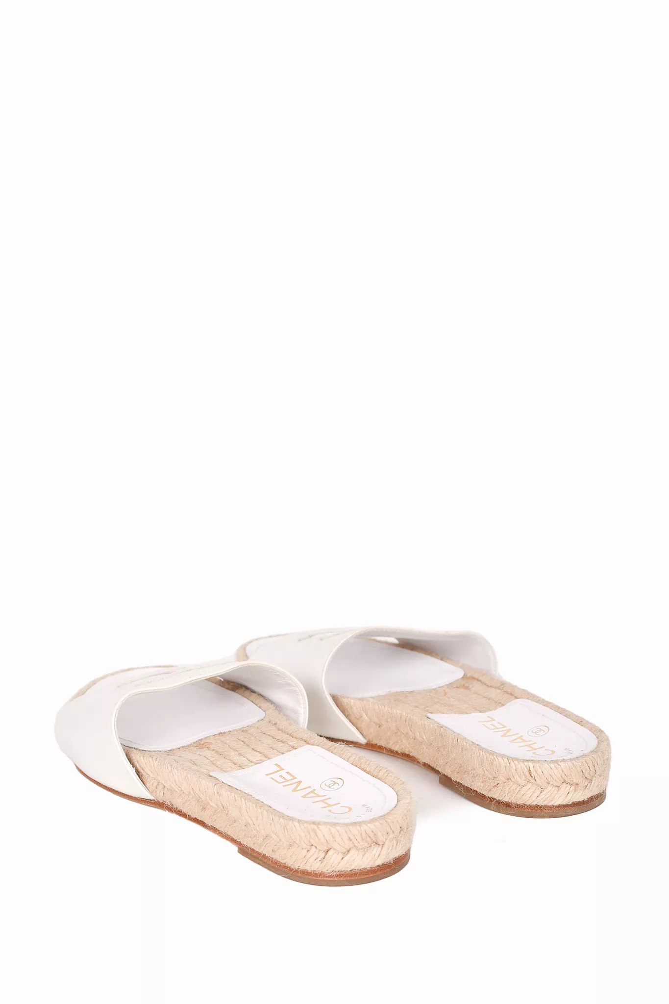 Chanel White Leather CC Logo Espadrilles Slides Size 34