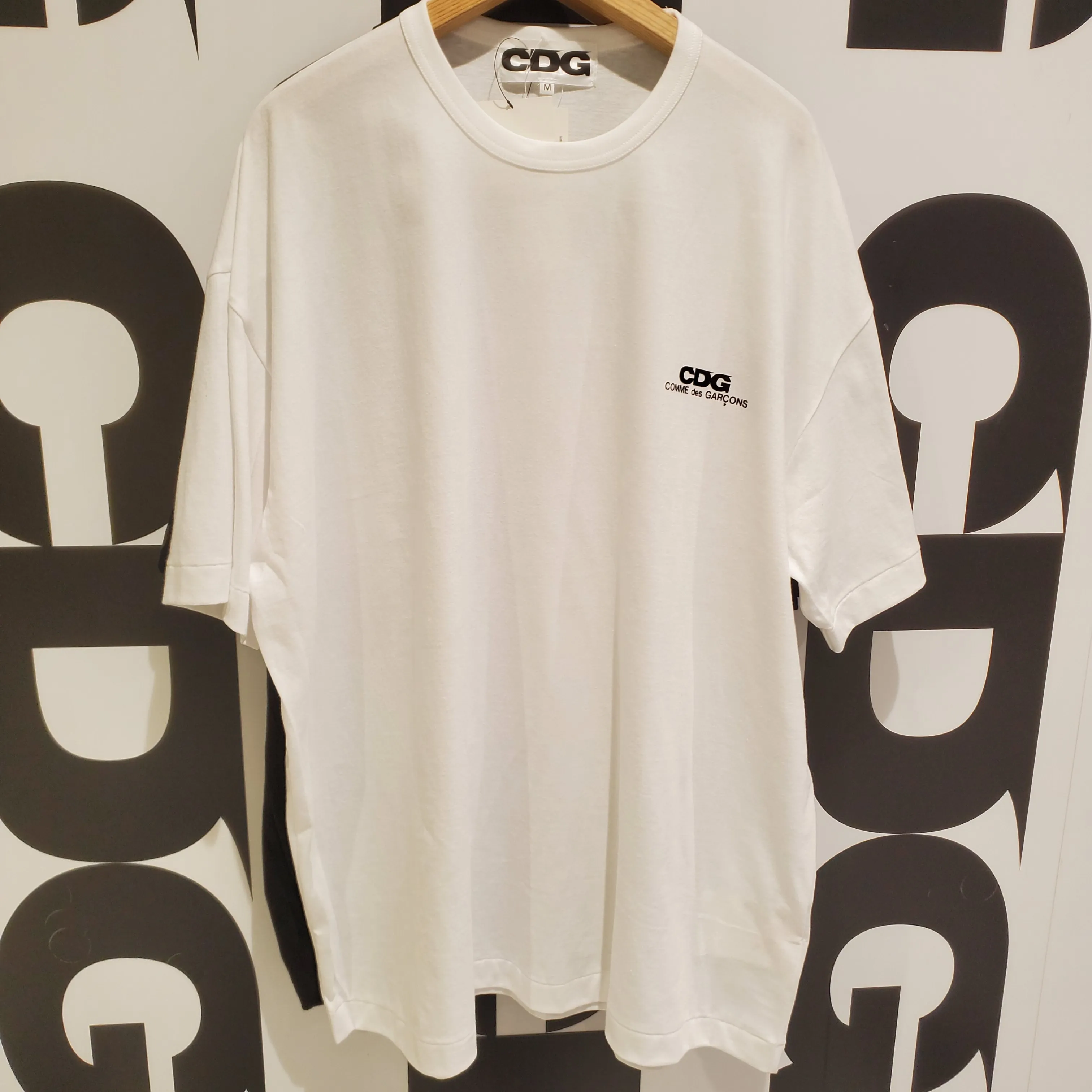 COMME des GARCONS  |Unisex Short Sleeves Oversized Logo Designers T-Shirts