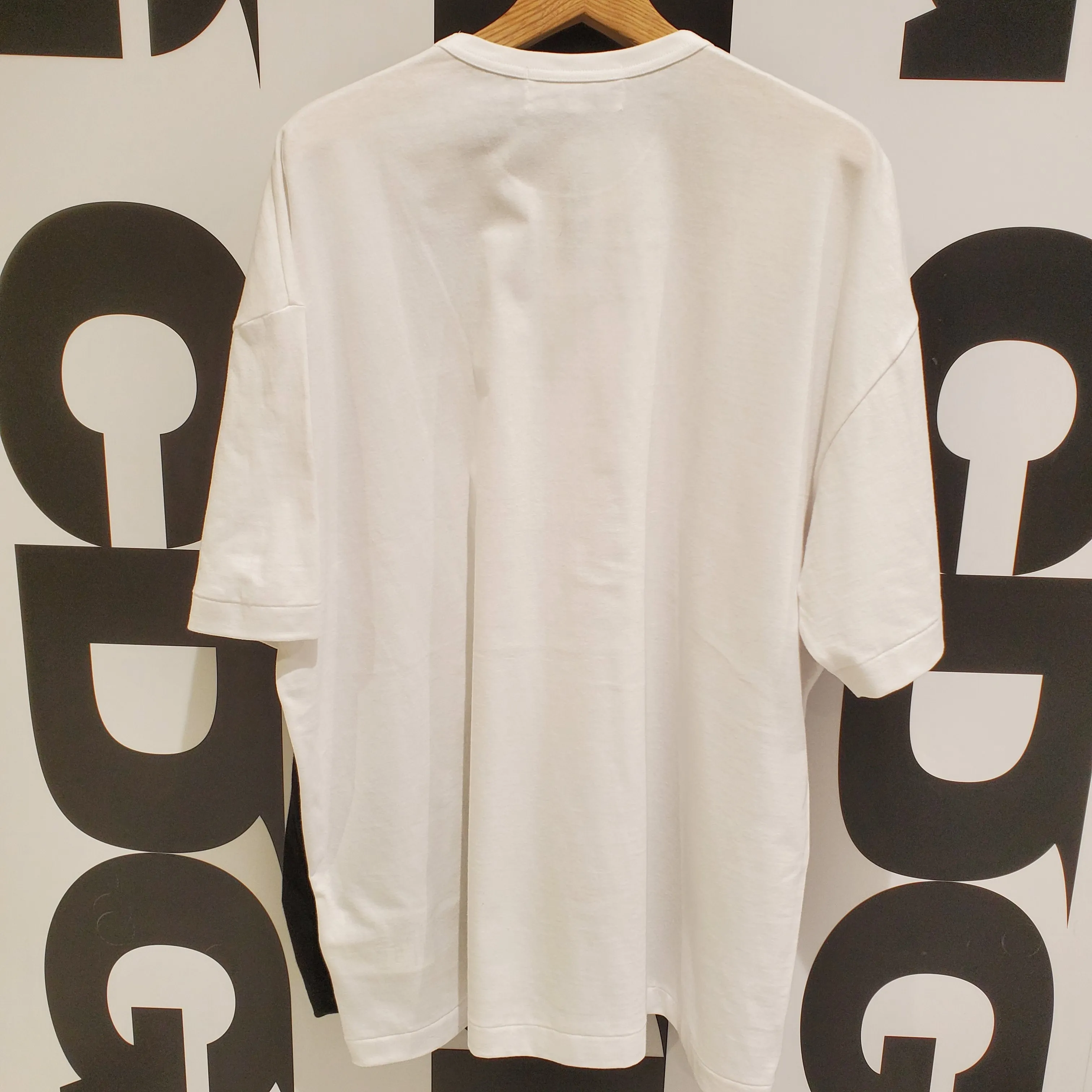 COMME des GARCONS  |Unisex Short Sleeves Oversized Logo Designers T-Shirts