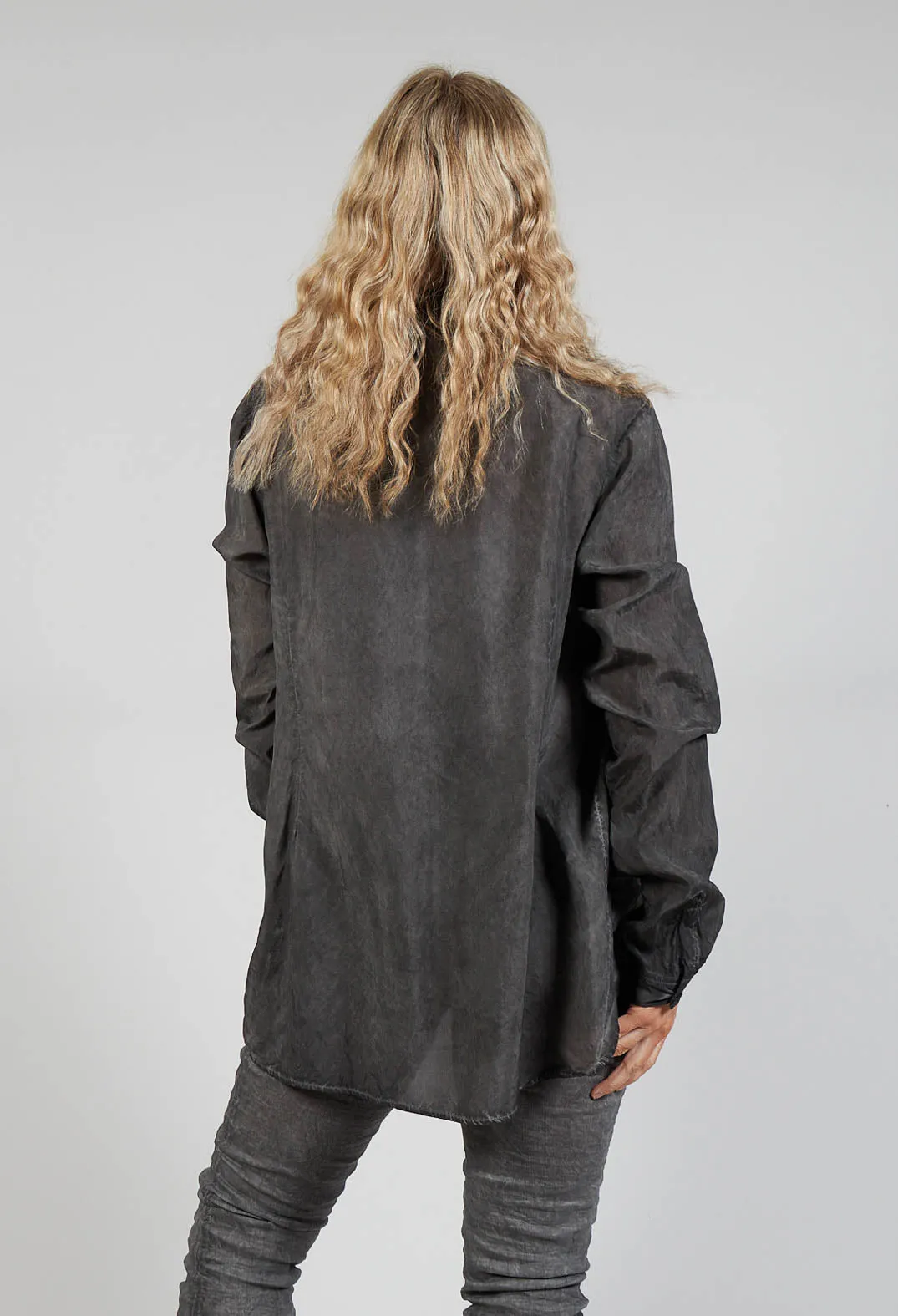 Lightweight Blouse in Coal Cloud