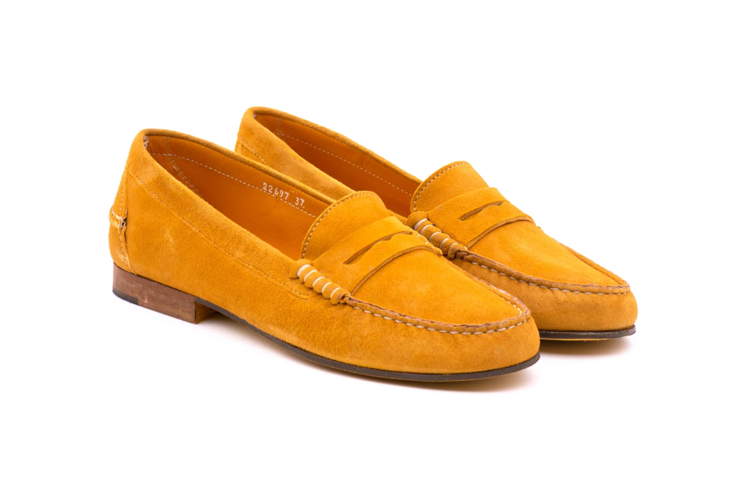 Lightweight suede loafer