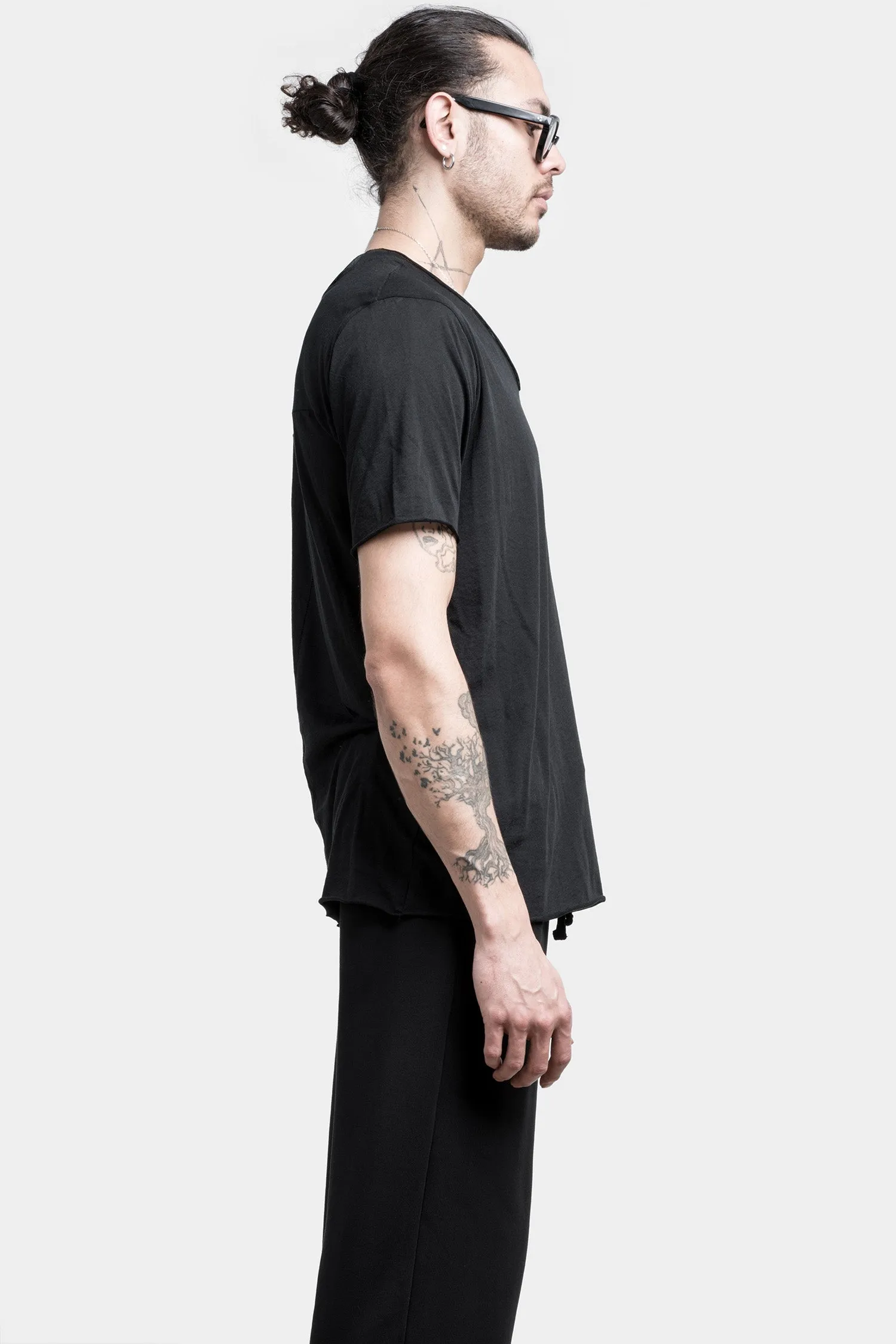 V-neck lightweight cotton tee, Black