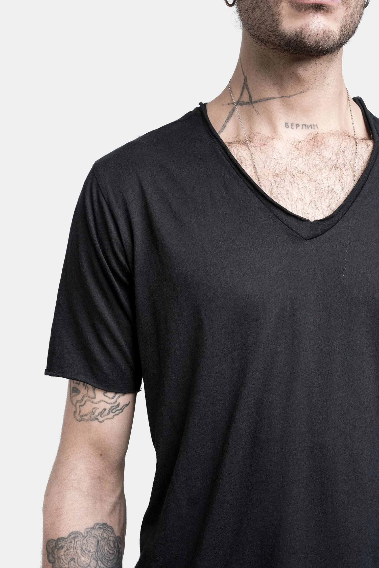 V-neck lightweight cotton tee, Black