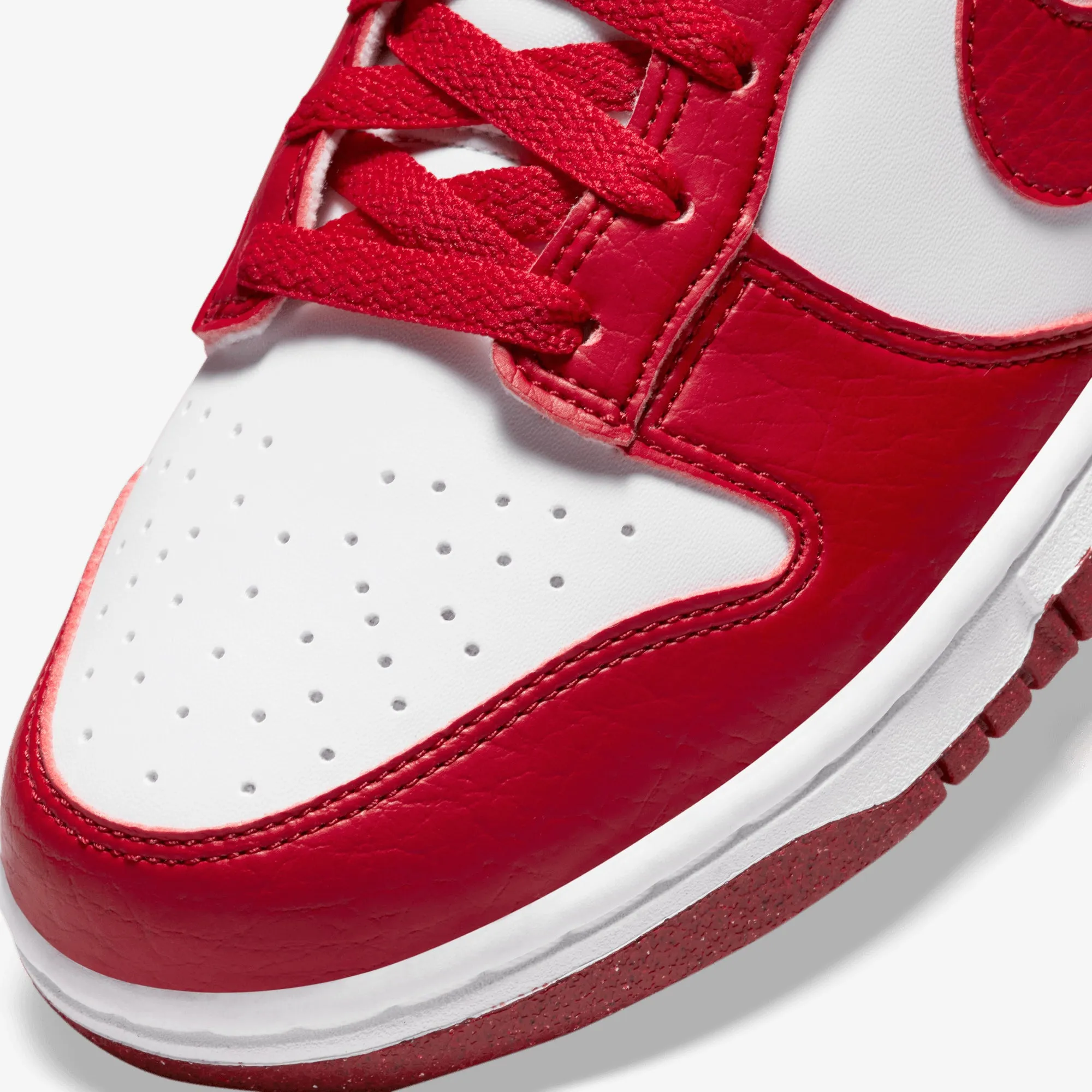 WMN'S DUNK LOW NEXT NATURE 'WHITE/GYM RED'